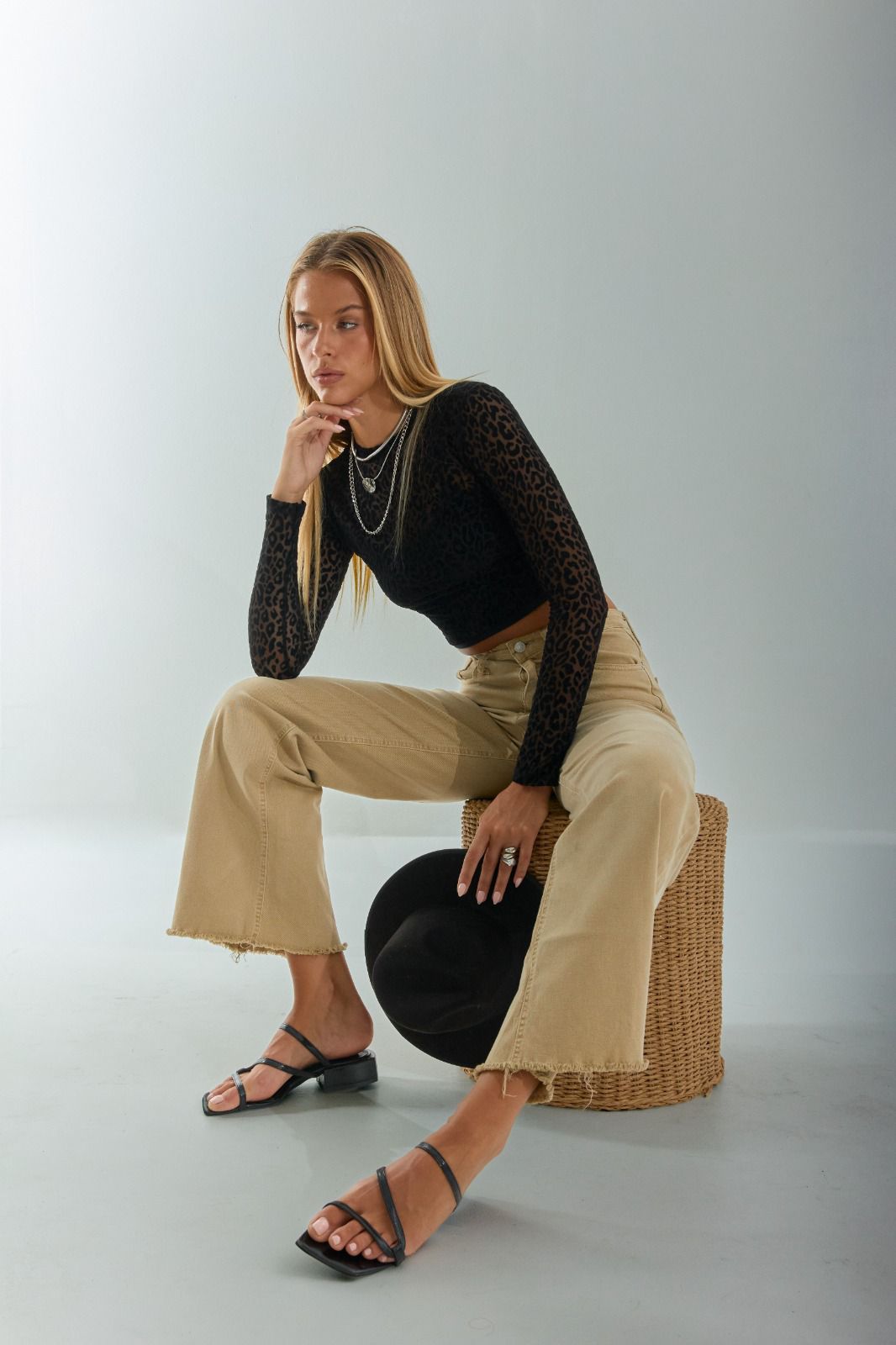 JE CHLOE LIGHT BROWN