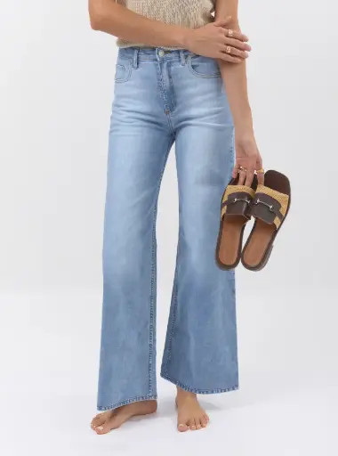 JE CHLOE LIGHT BLUE